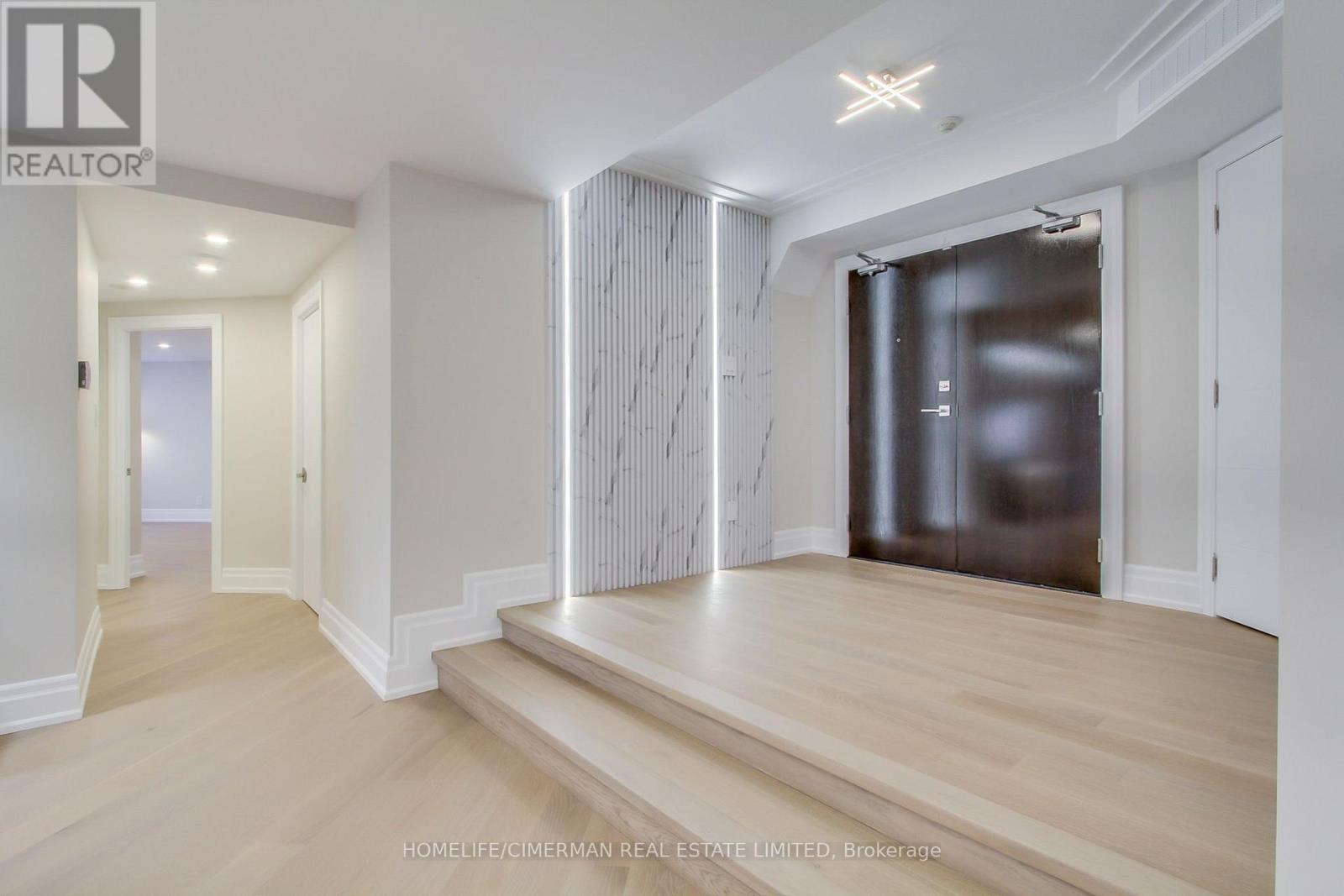 204 - 240 Heath Street W, Toronto, Ontario  M5P 3L5 - Photo 5 - C12192161