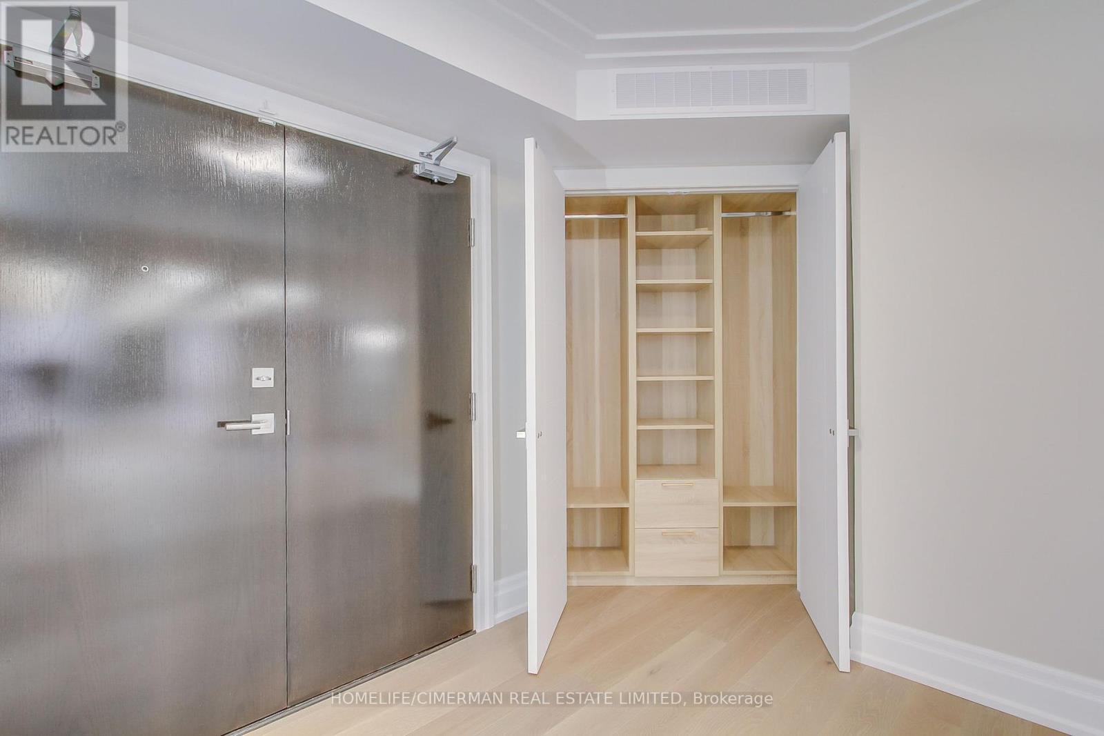 204 - 240 Heath Street W, Toronto, Ontario  M5P 3L5 - Photo 6 - C12192161