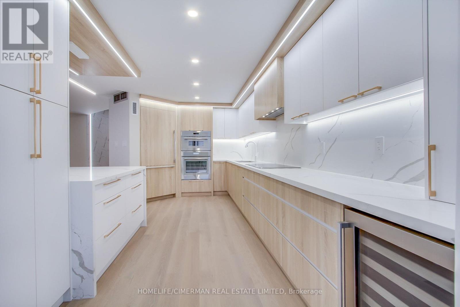 204 - 240 Heath Street W, Toronto, Ontario  M5P 3L5 - Photo 7 - C12192161