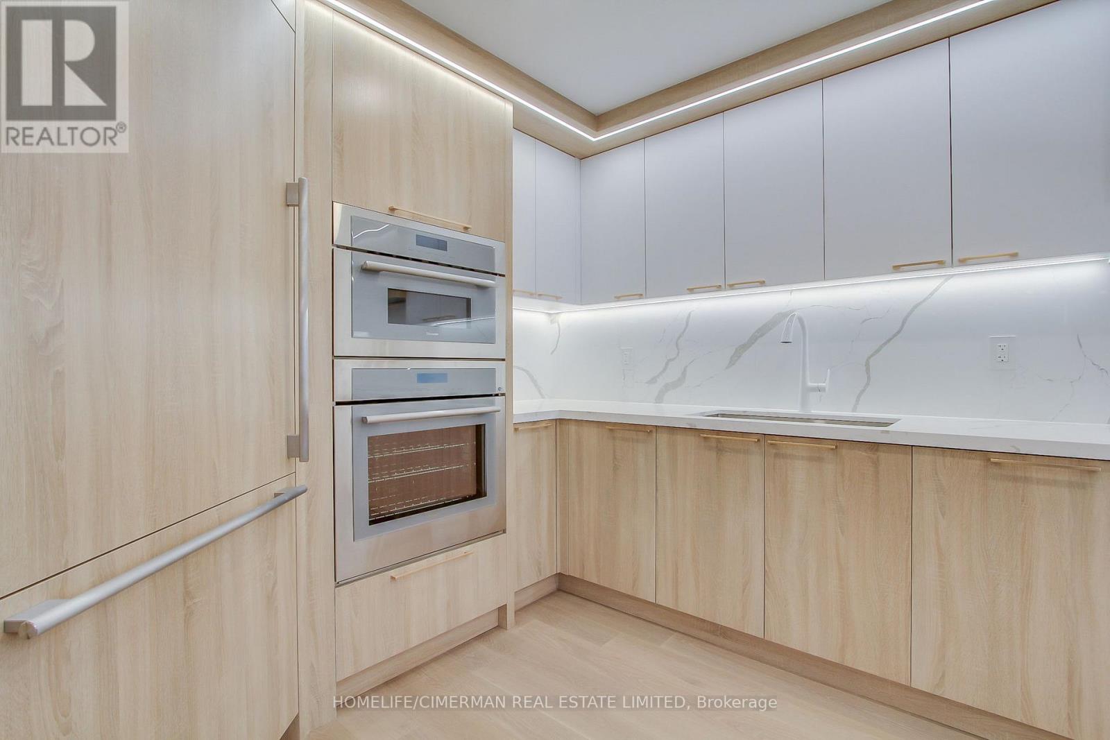 204 - 240 Heath Street W, Toronto, Ontario  M5P 3L5 - Photo 9 - C12192161