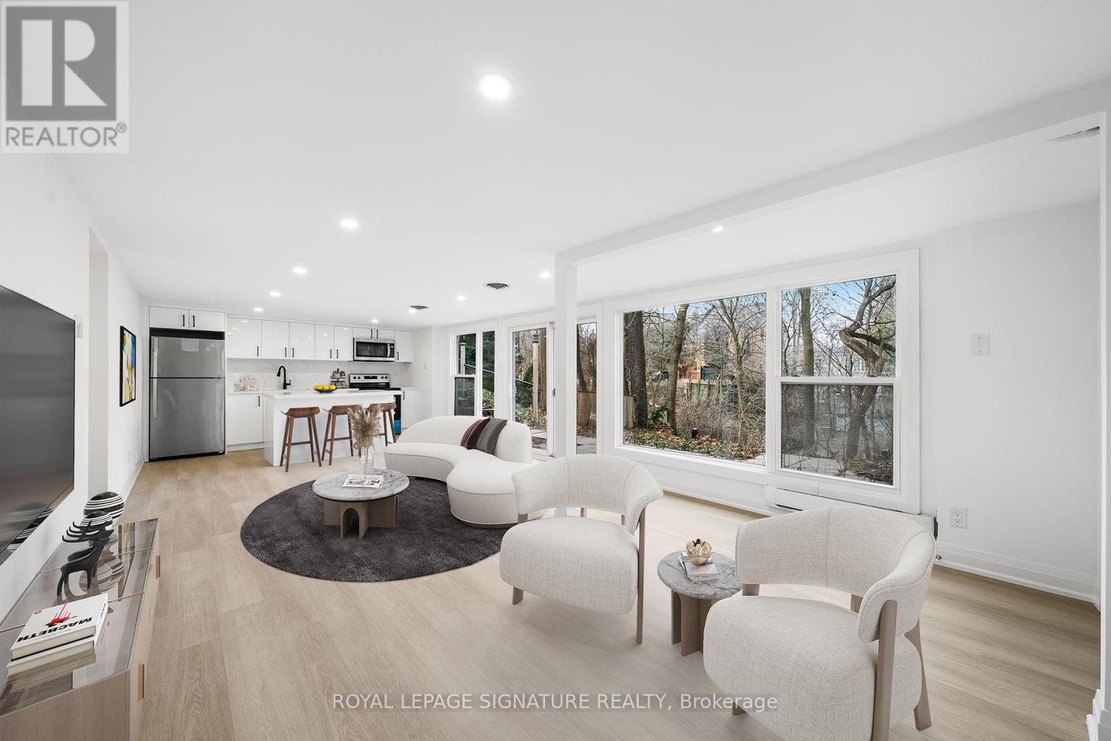 Lower - 21 Donwoods Drive, Toronto (Bridle Path-Sunnybrook-York Mills), Ontario  M4N 2E9 - Photo 2 - C12192170