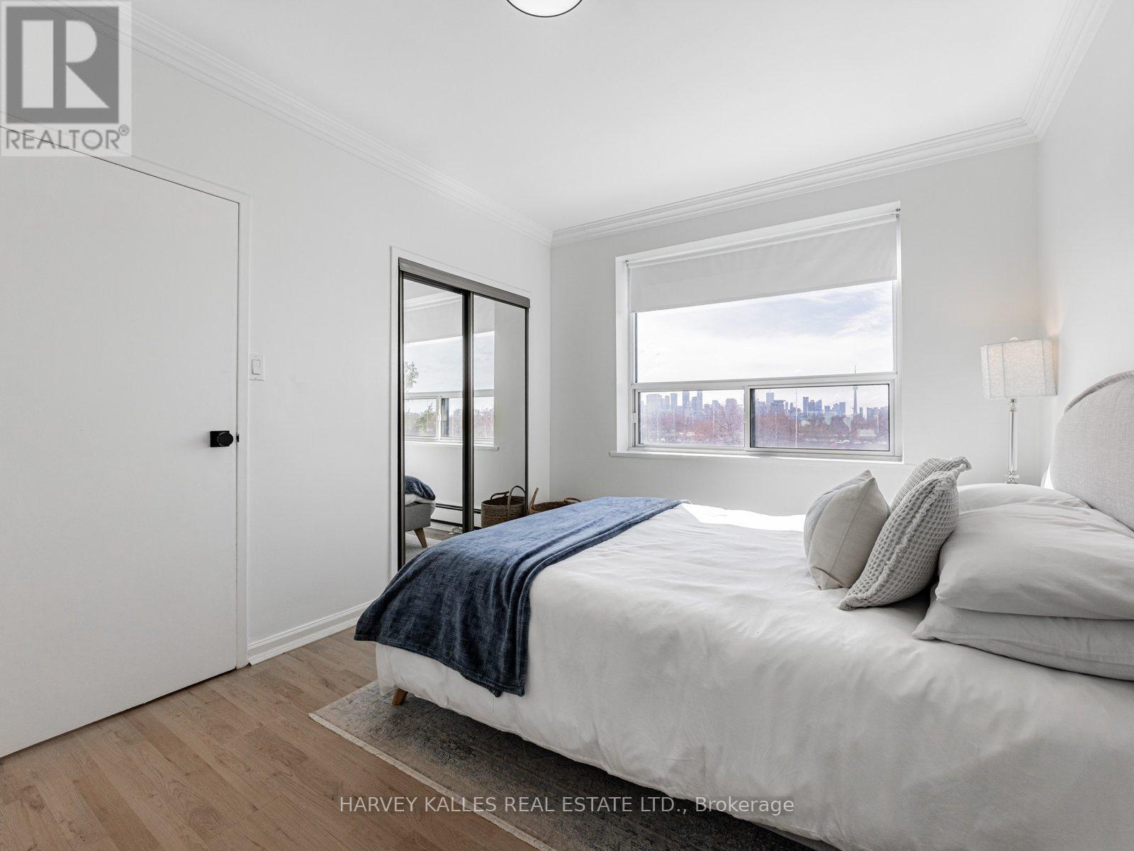 701 - 78 Warren Road, Toronto, Ontario  M4V 2R6 - Photo 18 - C12192189