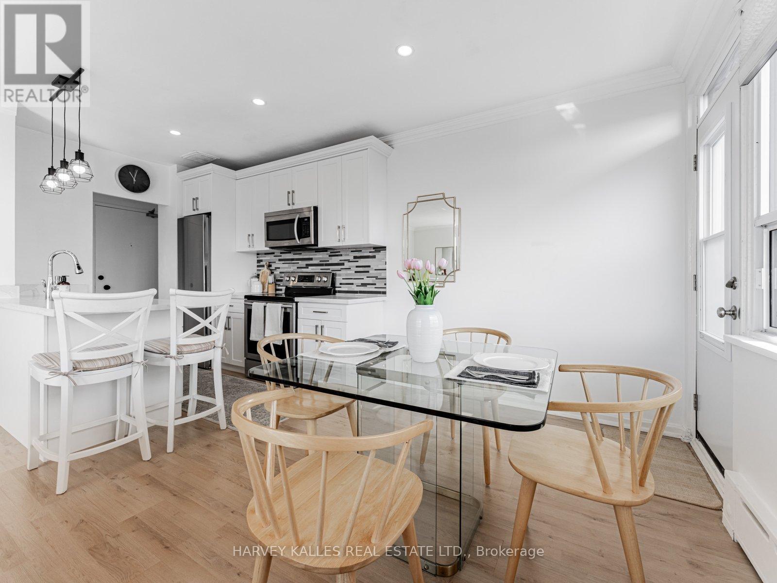 701 - 78 Warren Road, Toronto, Ontario  M4V 2R6 - Photo 8 - C12192189