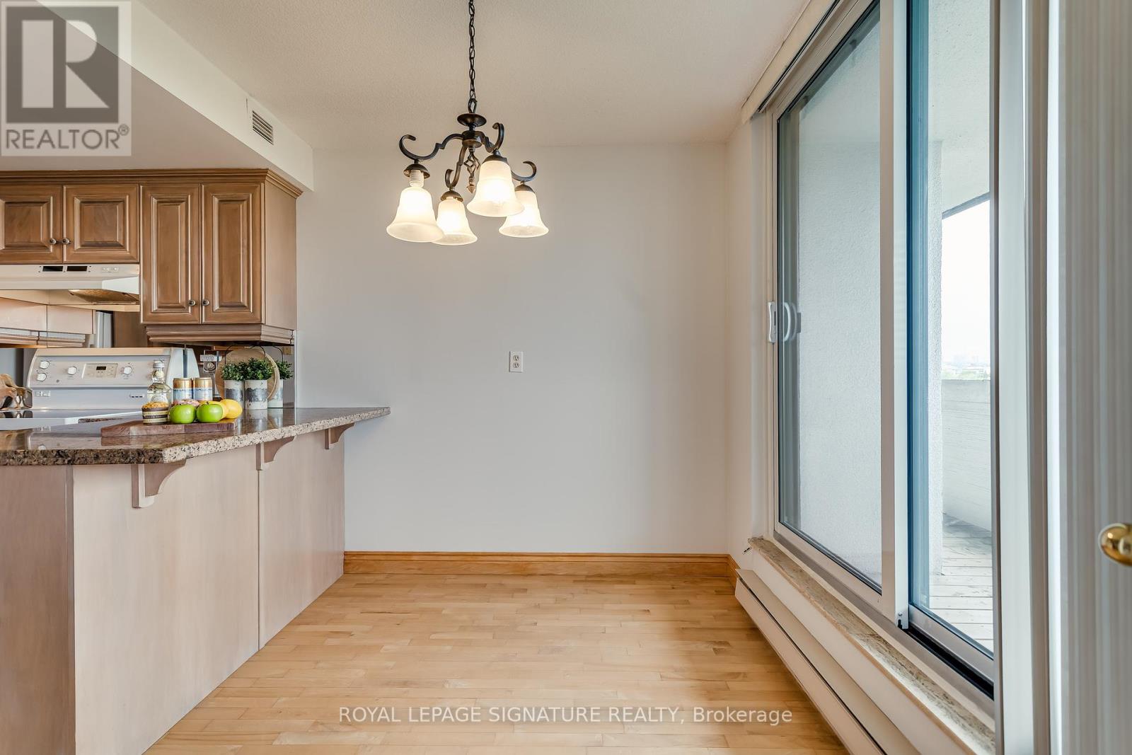 806 - 360 Bloor Street E, Toronto, Ontario  M4W 3M3 - Photo 19 - C12192252