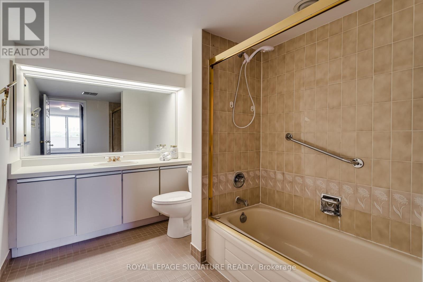 806 - 360 Bloor Street E, Toronto, Ontario  M4W 3M3 - Photo 26 - C12192252