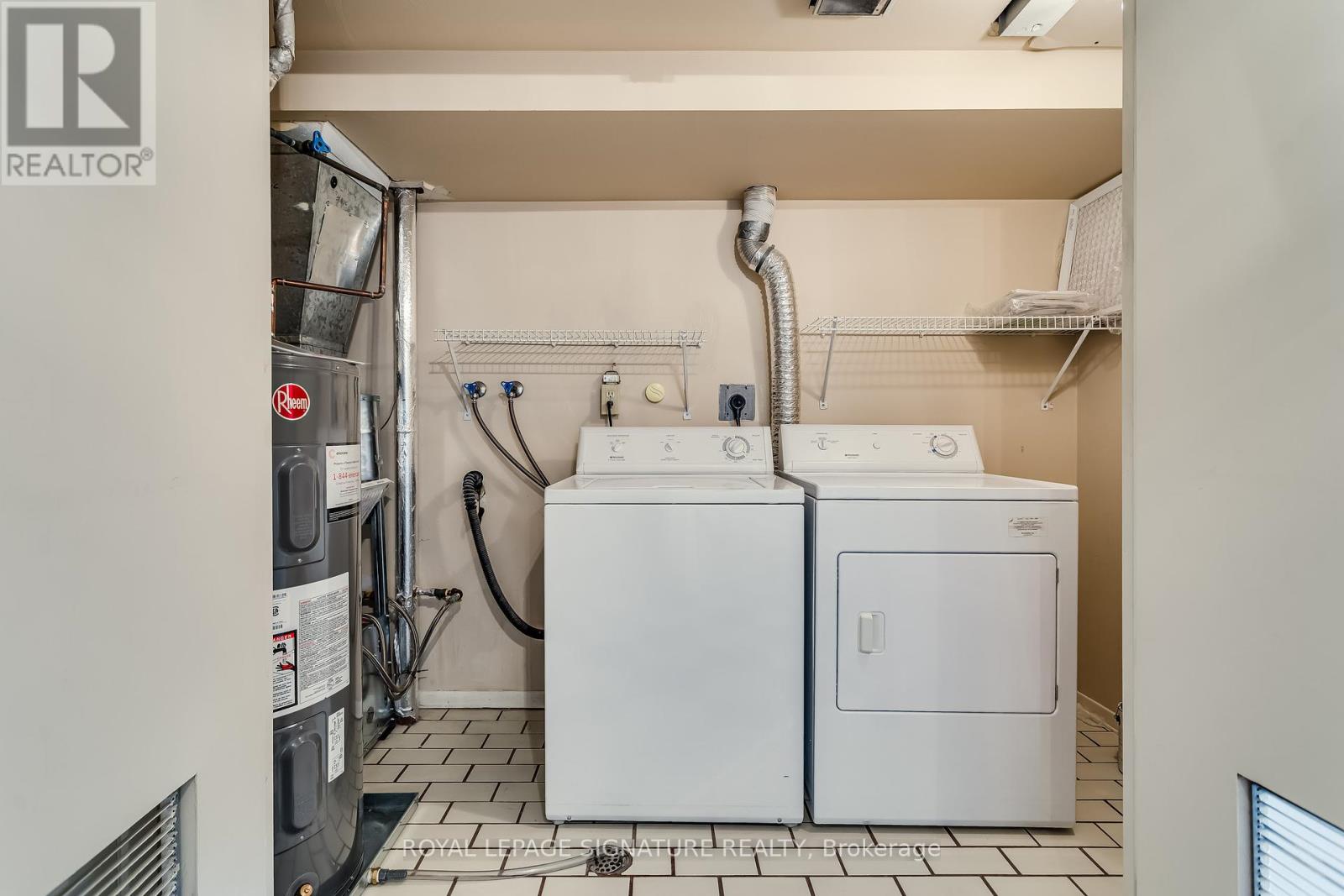 806 - 360 Bloor Street E, Toronto, Ontario  M4W 3M3 - Photo 32 - C12192252