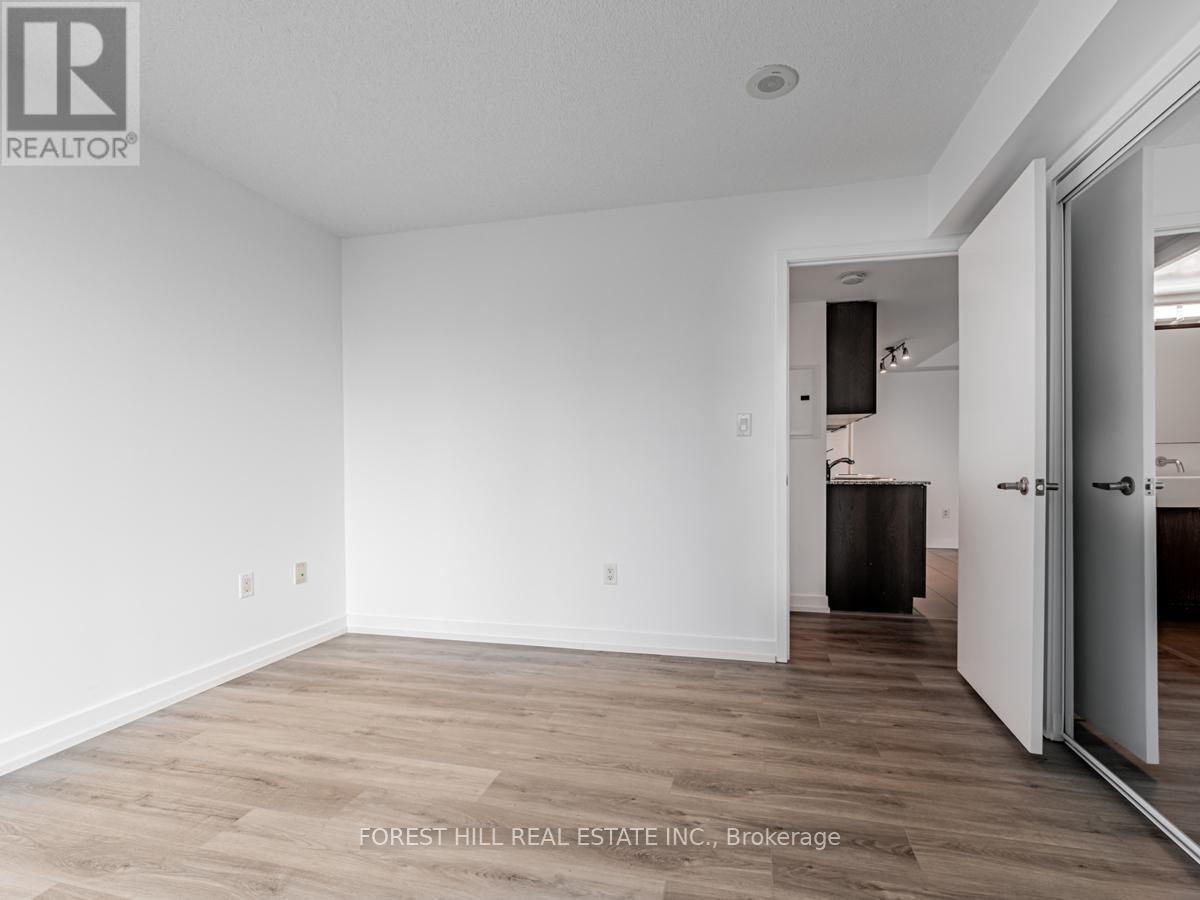 819 - 15 Brunel Court, Toronto, Ontario  M5V 3Y6 - Photo 21 - C12192297