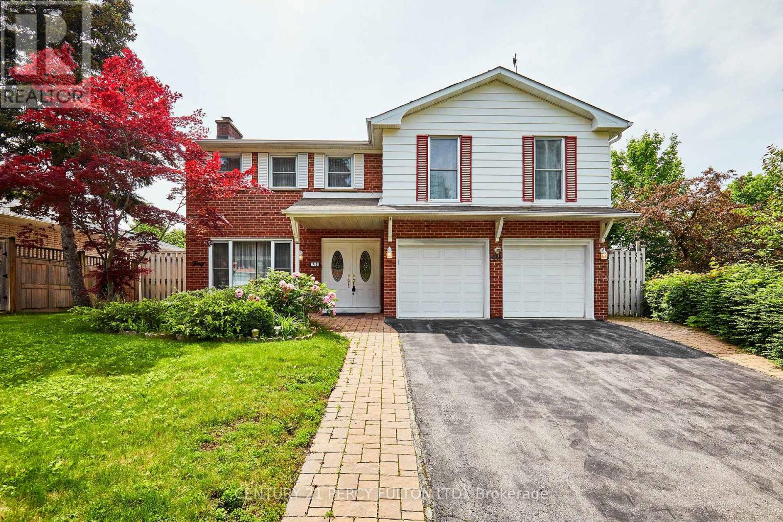 Property at 40 FARMVIEW CRESCENT image 1