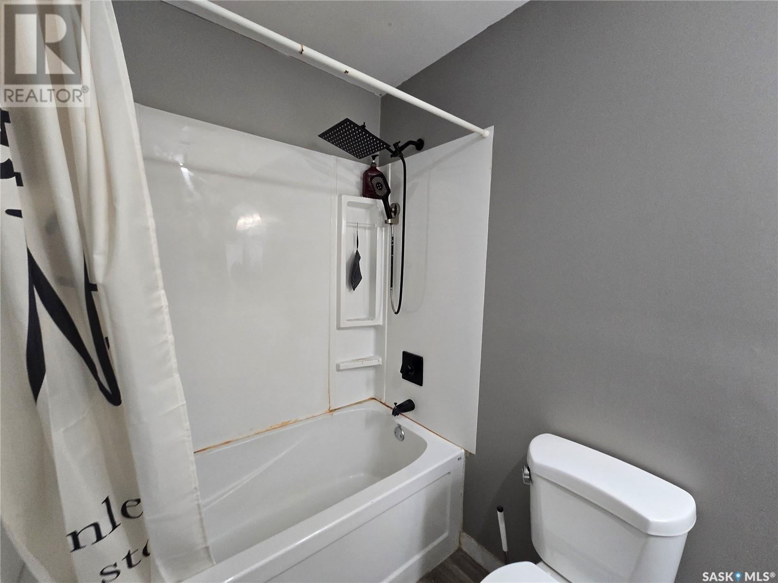 33 4th Avenue E, Central Butte, Saskatchewan  S0H 0A1 - Photo 15 - SK998357