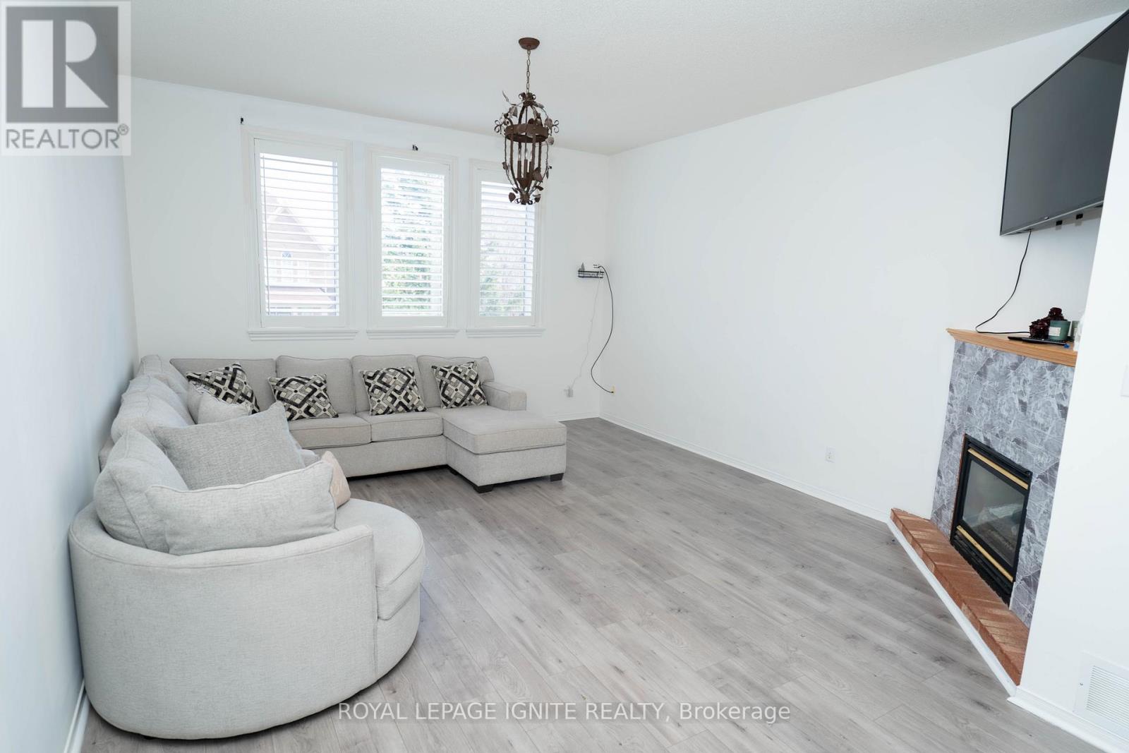 82 Elephant Hill Drive, Clarington, Ontario  L1C 4M6 - Photo 26 - E12192013
