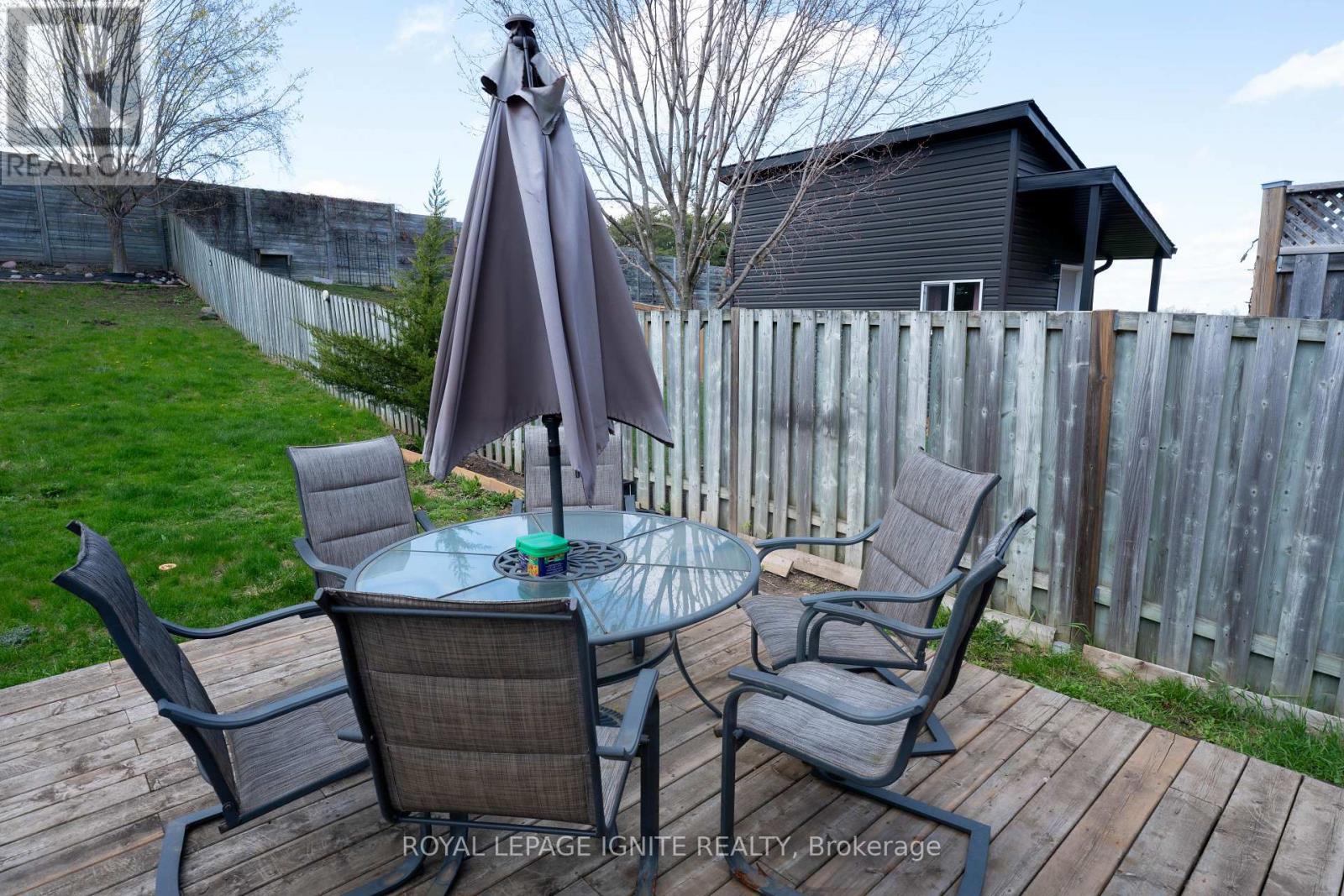 82 Elephant Hill Drive, Clarington, Ontario  L1C 4M6 - Photo 33 - E12192013