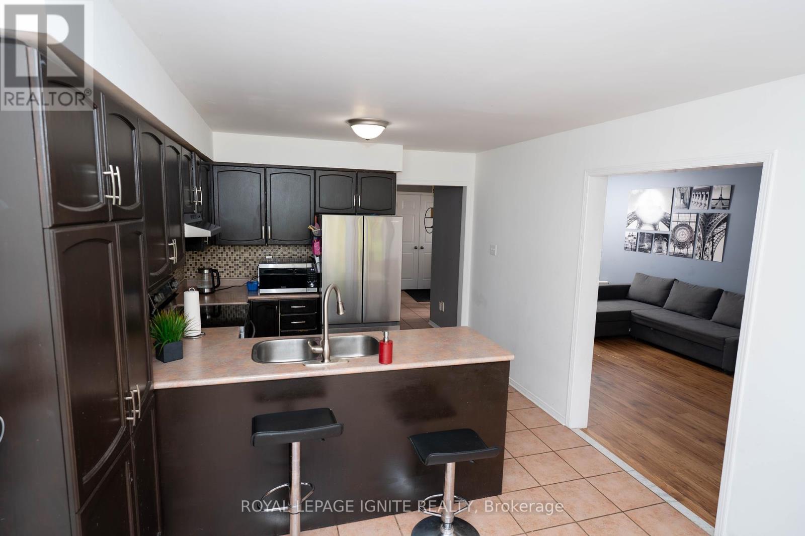 82 Elephant Hill Drive, Clarington, Ontario  L1C 4M6 - Photo 9 - E12192013