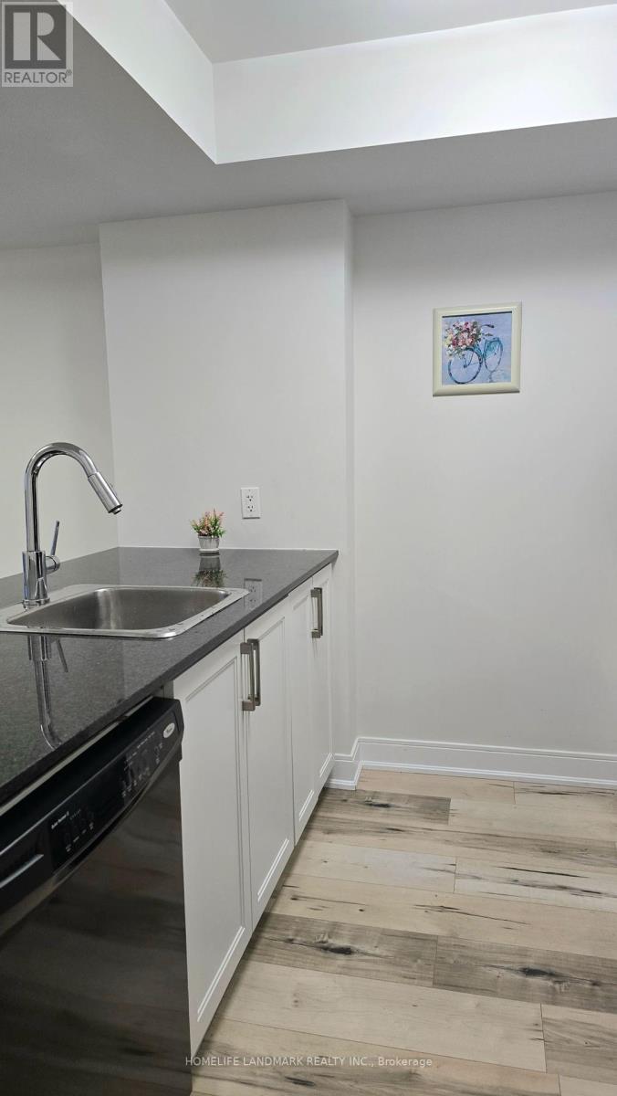 1111 - 125 Village Green Square, Toronto, Ontario  M1S 0G3 - Photo 8 - E12192039