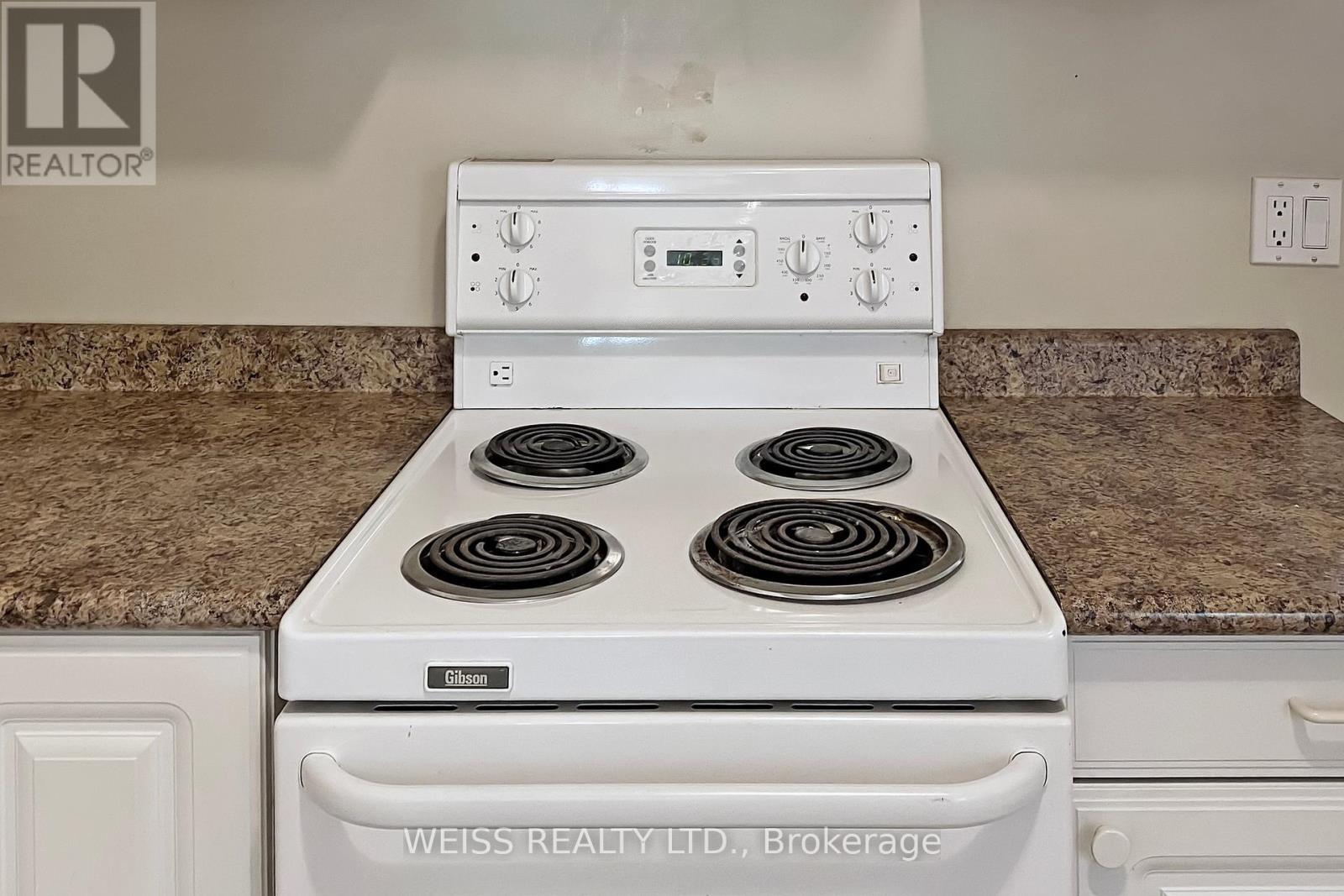 Upper - 2468 Danforth Avenue, Toronto, Ontario  M4C 1K9 - Photo 42 - E12192126