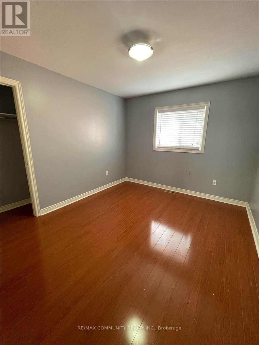 Main - 38 Bluenose Crescent, Toronto, Ontario  M1C 4R6 - Photo 11 - E12192176