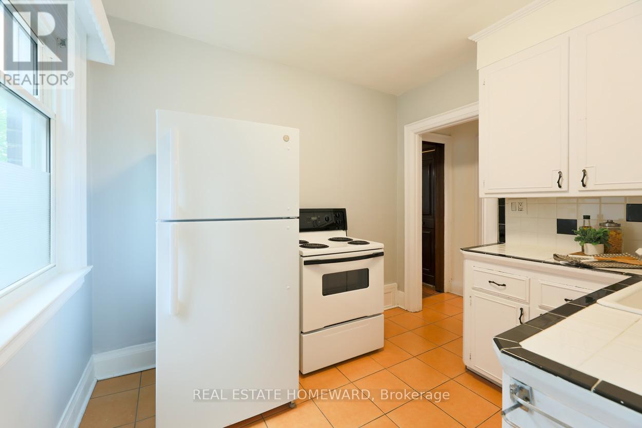 1778 Gerrard Street E, Toronto (Woodbine Corridor), Ontario  M4L 2B4 - Photo 14 - E12192254