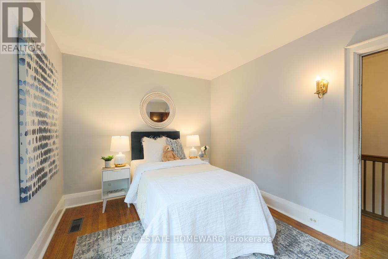 1778 Gerrard Street E, Toronto (Woodbine Corridor), Ontario  M4L 2B4 - Photo 25 - E12192254