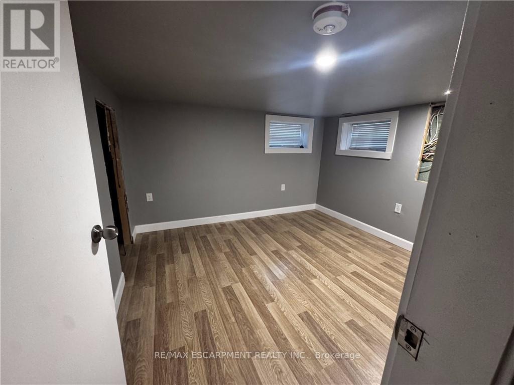 735 Beach Boulevard, Hamilton, Ontario  L8H 6Y5 - Photo 37 - X12174499