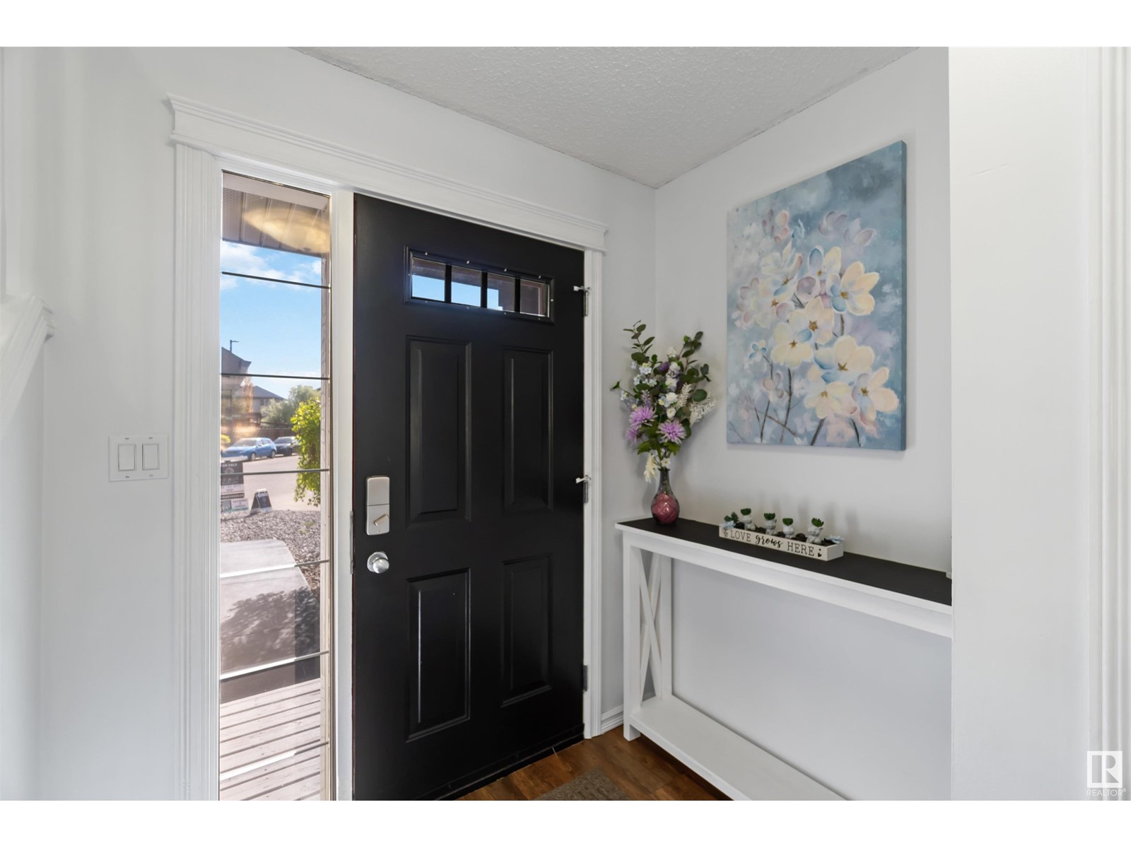 2904 33a St Nw, Edmonton, Alberta  T6T 1V5 - Photo 2 - E4440072