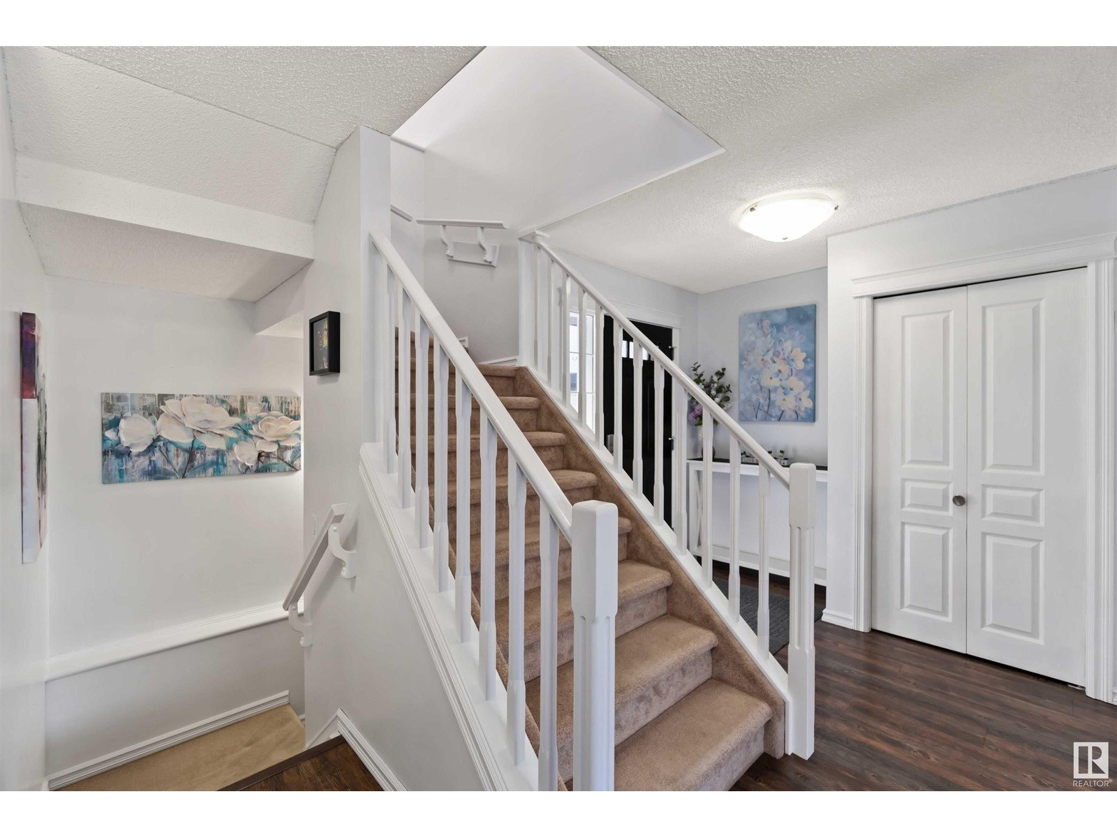 2904 33a St Nw, Edmonton, Alberta  T6T 1V5 - Photo 3 - E4440072