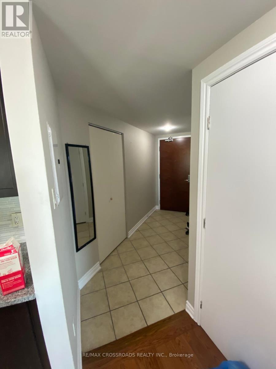 609 - 234 Rideau Street, Ottawa, Ontario  K1N 0A9 - Photo 3 - X12099219