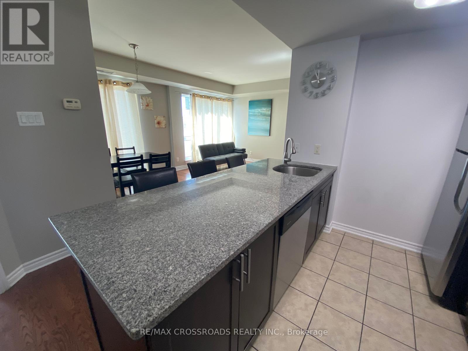 609 - 234 Rideau Street, Ottawa, Ontario  K1N 0A9 - Photo 4 - X12099219
