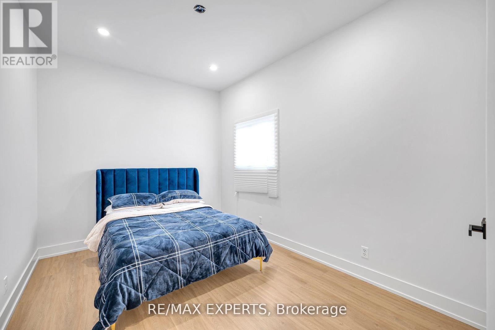 1004 Robinson Street, Innisfil, Ontario  L0L 1C0 - Photo 22 - N12192029