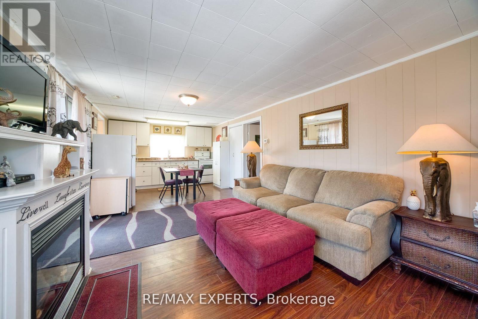 1004 Robinson Street, Innisfil (Lefroy), Ontario  L0L 1C0 - Photo 30 - N12192029