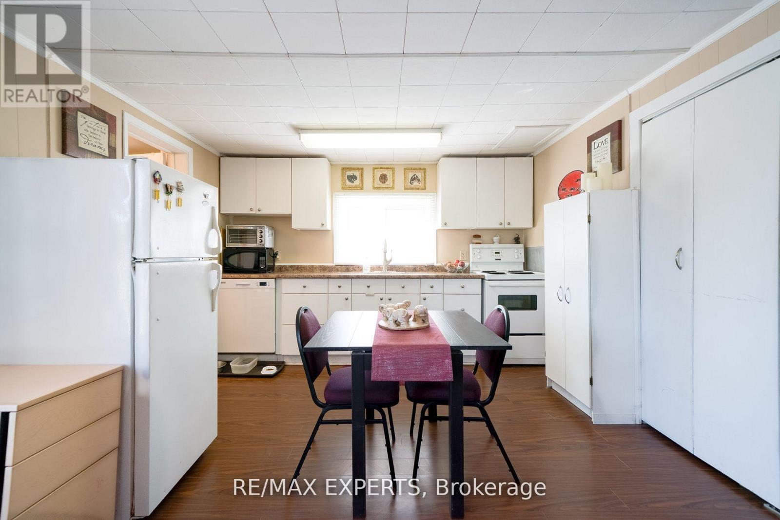 1004 Robinson Street, Innisfil, Ontario  L0L 1C0 - Photo 32 - N12192029