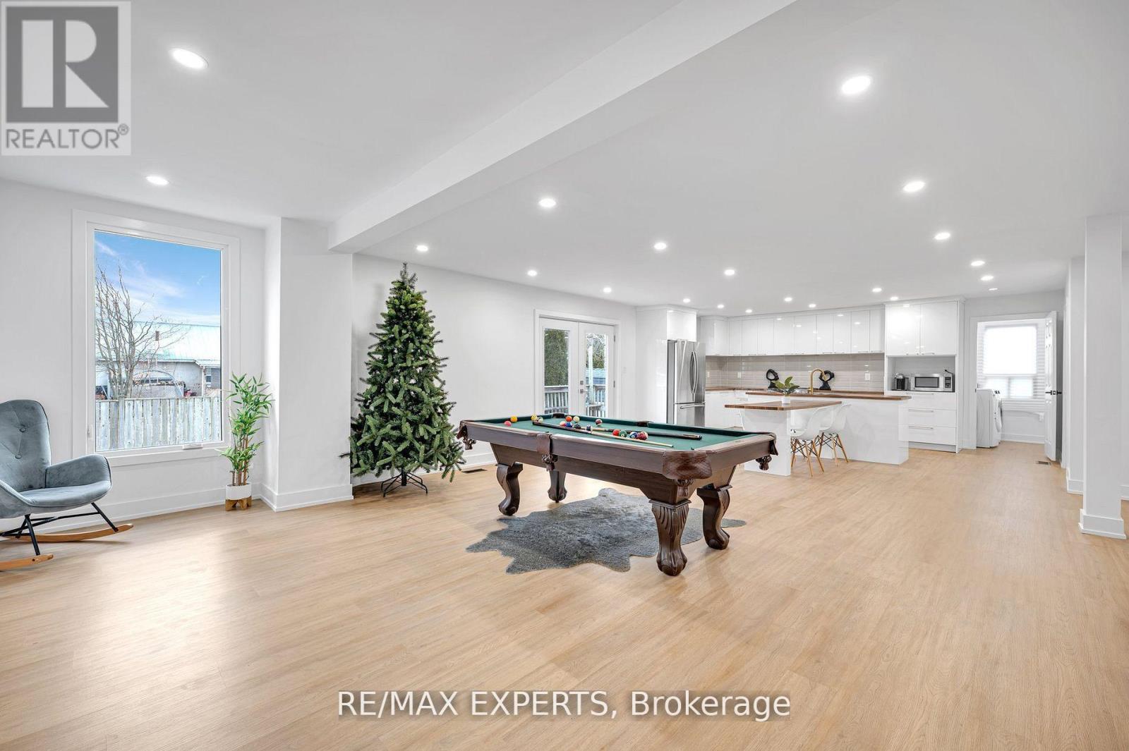 1004 Robinson Street, Innisfil, Ontario  L0L 1C0 - Photo 4 - N12192029