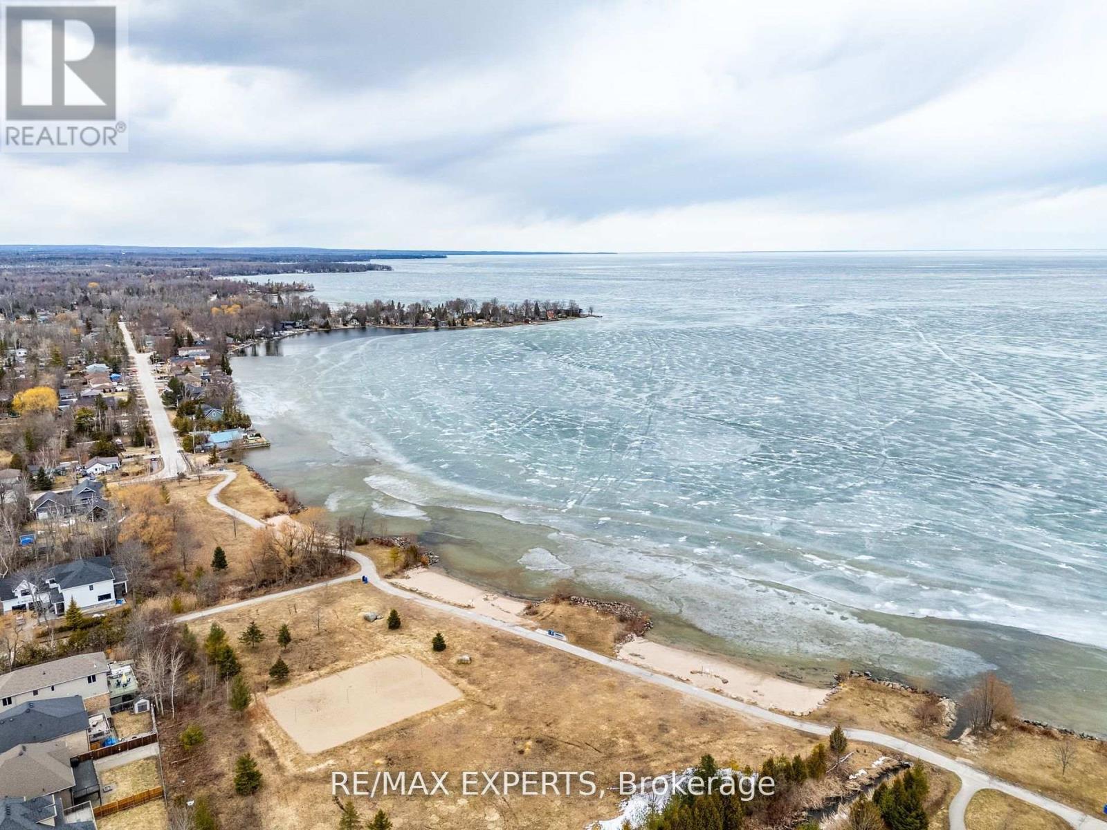 1004 Robinson Street, Innisfil, Ontario  L0L 1C0 - Photo 42 - N12192029