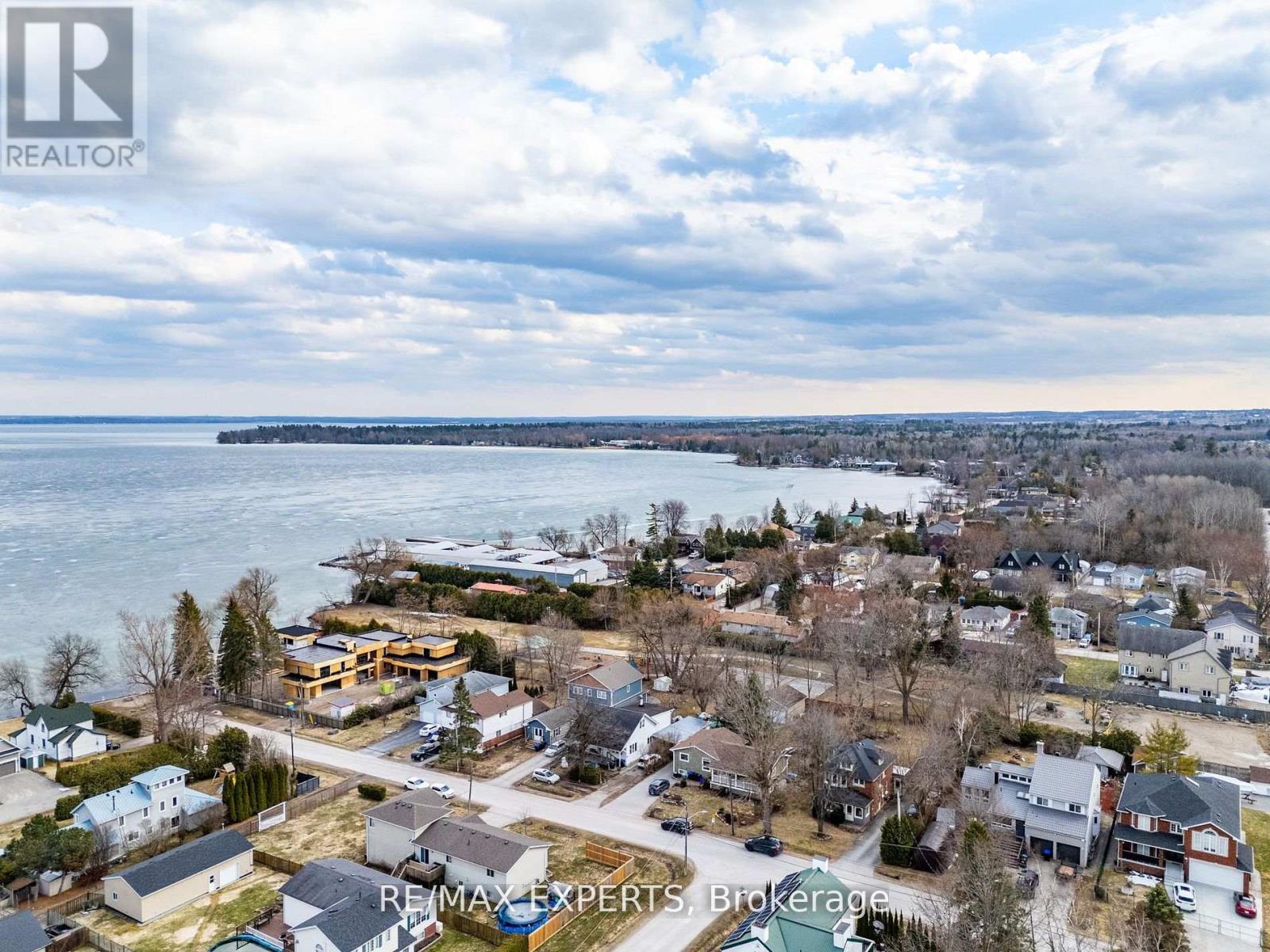 1004 Robinson Street, Innisfil, Ontario  L0L 1C0 - Photo 43 - N12192029
