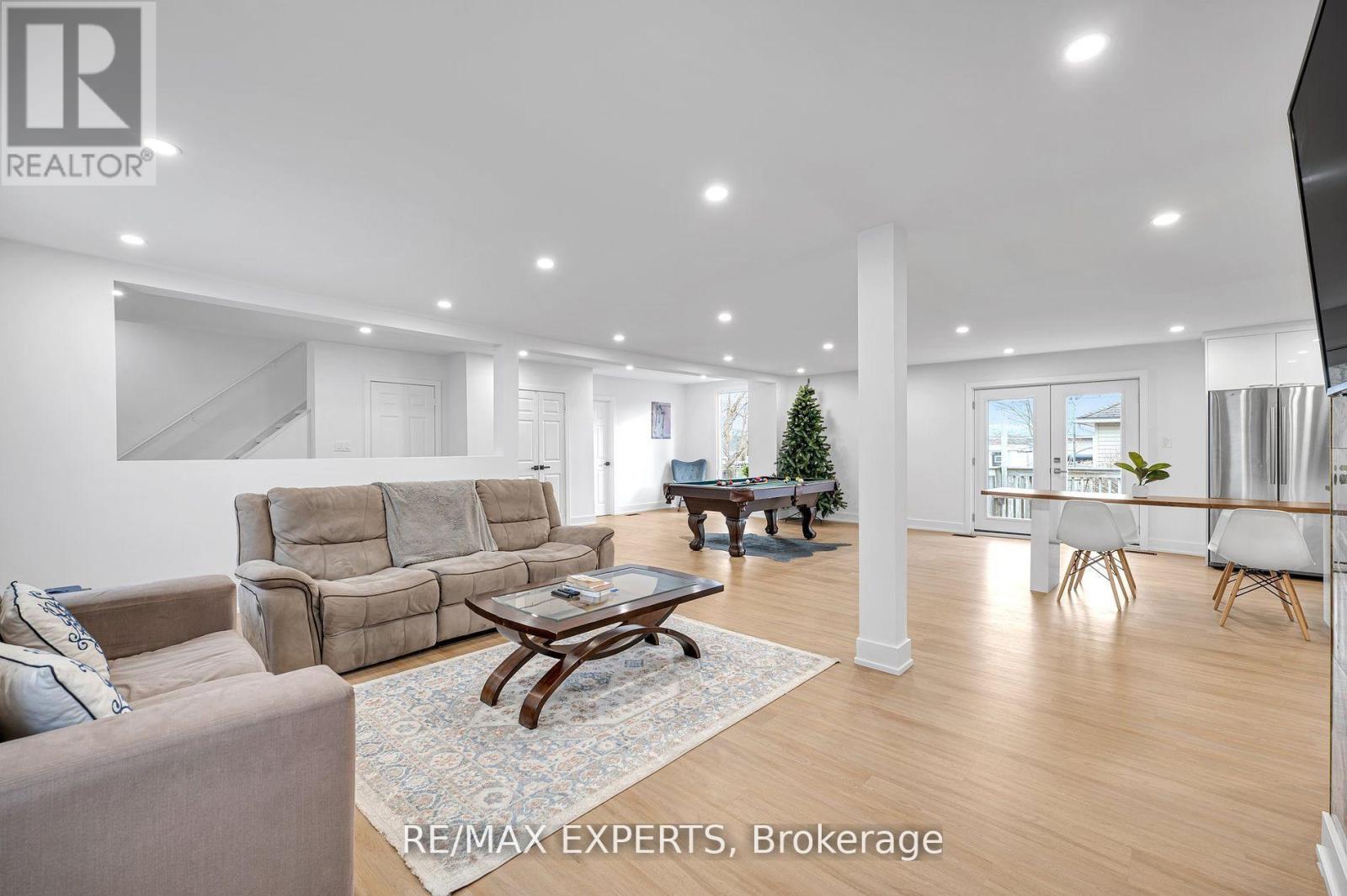 1004 Robinson Street, Innisfil, Ontario  L0L 1C0 - Photo 7 - N12192029