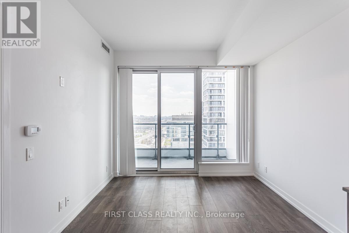 1705 - 898 Portage Parkway, Vaughan, Ontario  L4K 0J3 - Photo 8 - N12192054
