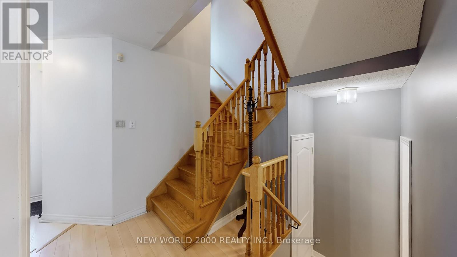 34 Fife Road, Aurora (Aurora Grove), Ontario  L4G 6Z1 - Photo 27 - N12192083