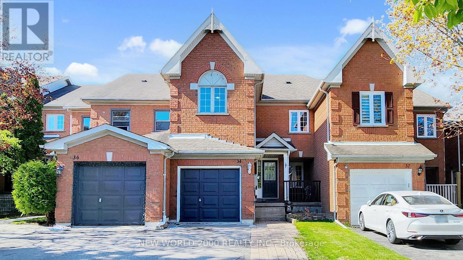 34 Fife Road, Aurora (Aurora Grove), Ontario  L4G 6Z1 - Photo 3 - N12192083