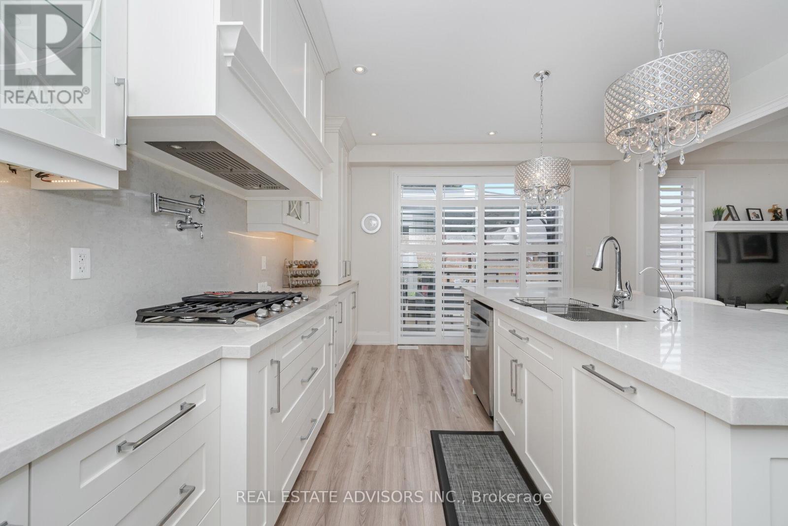 81 Pridham Place, New Tecumseth, Ontario  L0G 1W0 - Photo 10 - N12192122