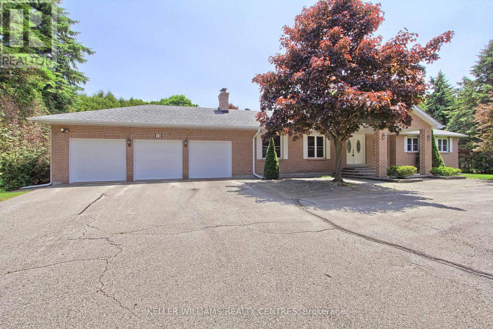15 Veronica Crescent, East Gwillimbury (Sharon), Ontario  L0G 1V0 - Photo 3 - N12192144
