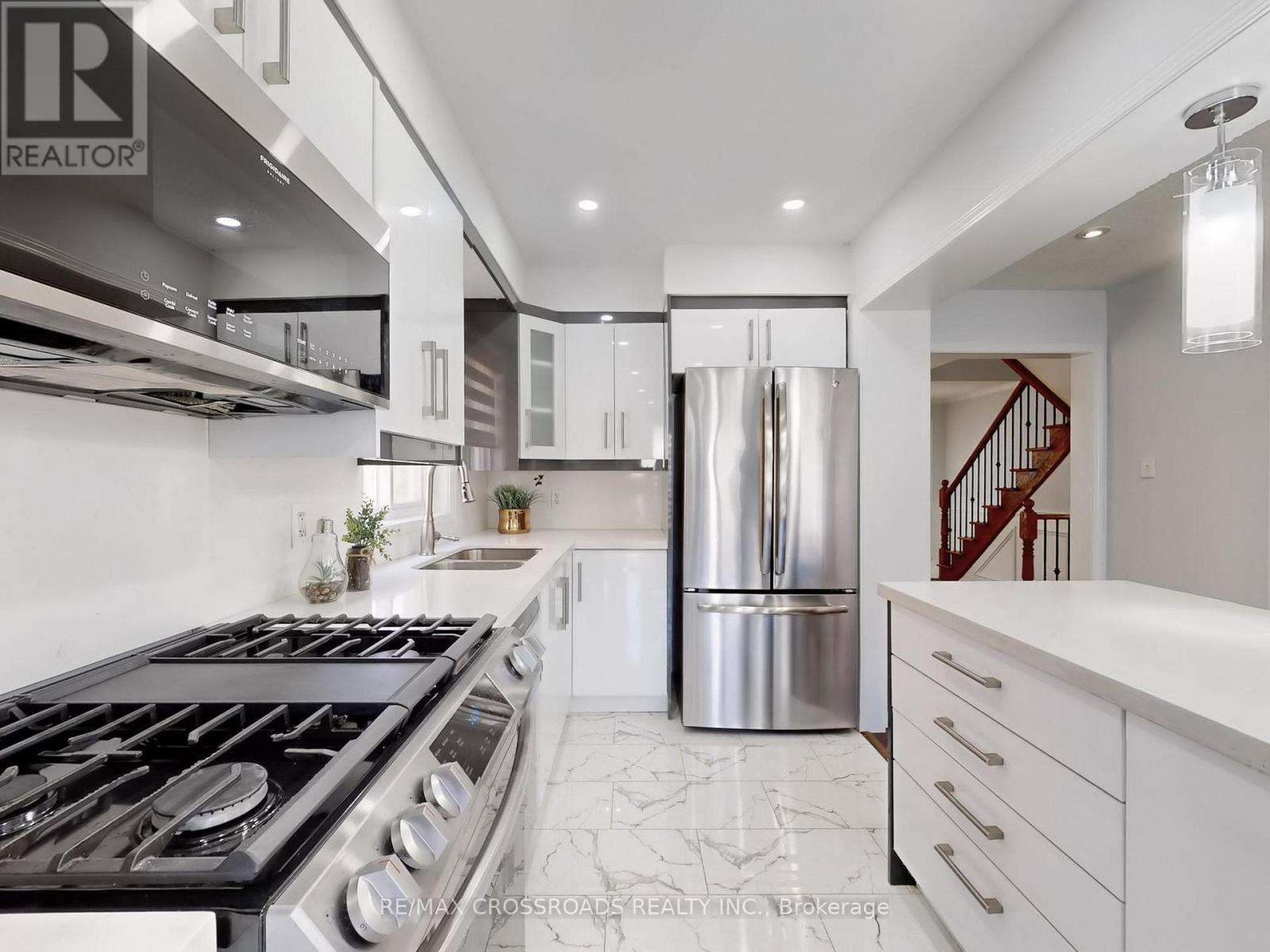 244 White's Hill Avenue, Markham (Cornell), Ontario  L6B 1K1 - Photo 18 - N12192157