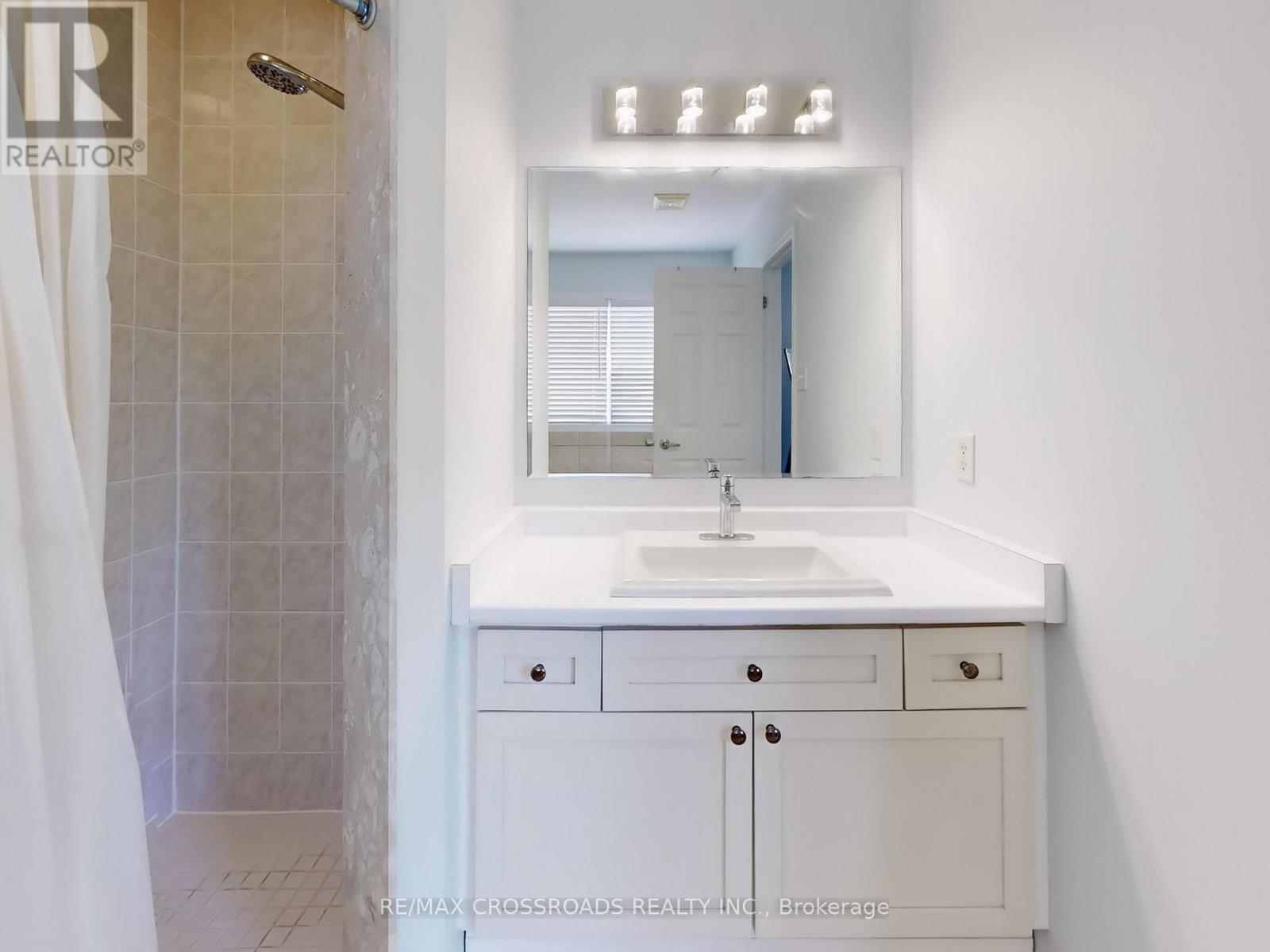 244 White's Hill Avenue, Markham, Ontario  L6B 1K1 - Photo 32 - N12192157