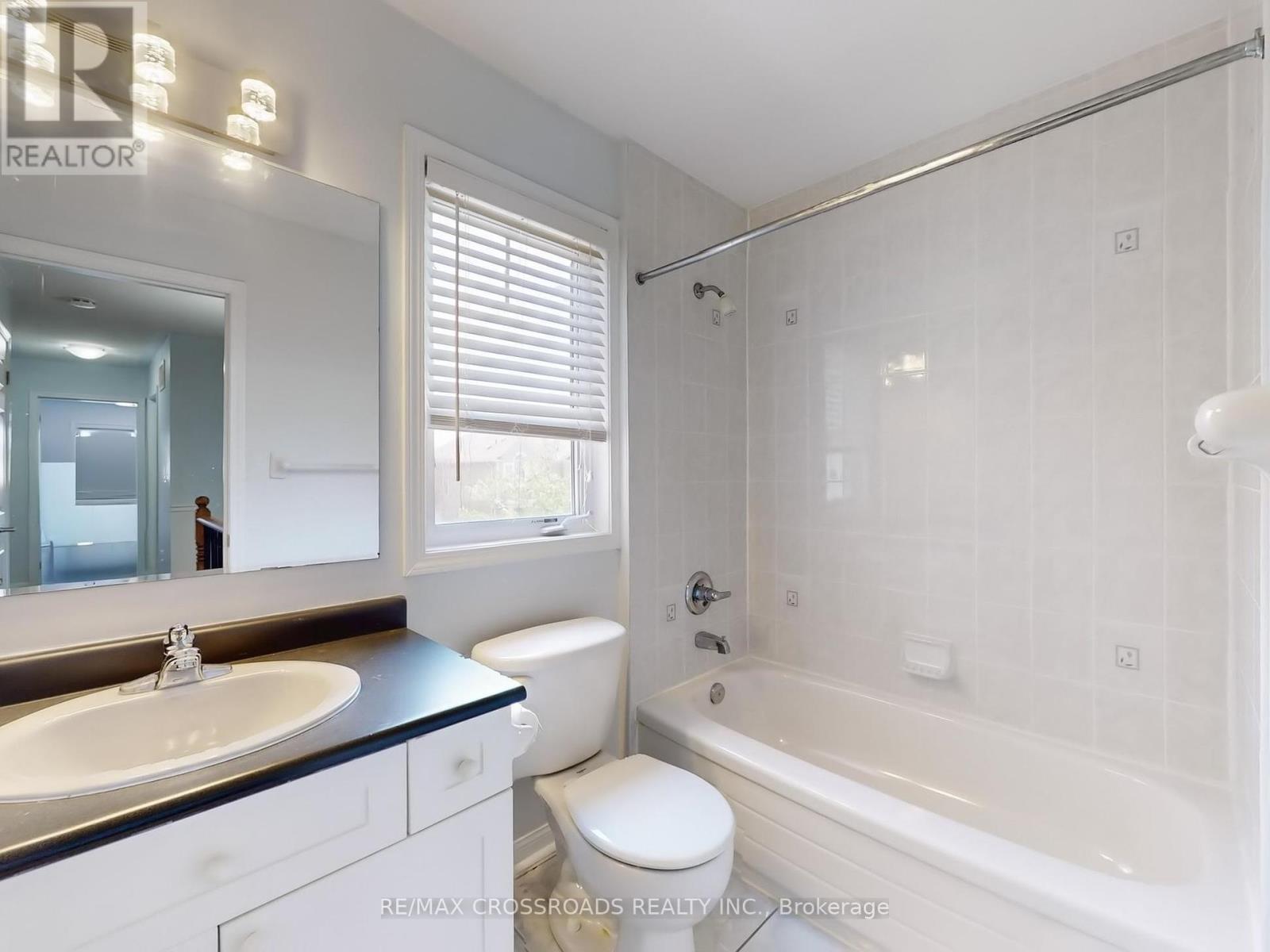 244 White's Hill Avenue, Markham, Ontario  L6B 1K1 - Photo 43 - N12192157
