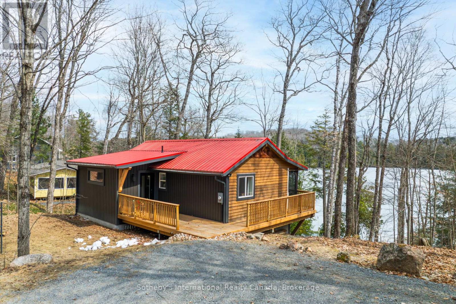 1048 Longline Lake Road, Lake Of Bays, Ontario  P0B 1A0 - Photo 6 - X12096410