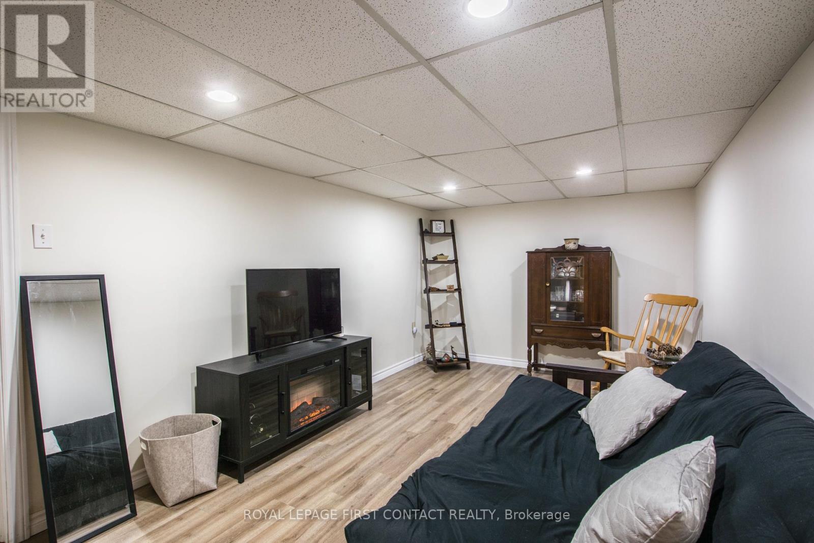 4 - 261 Rose Street, Barrie, Ontario  L4M 2V3 - Photo 13 - S12192118