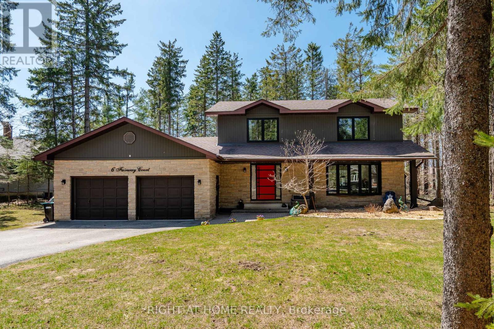6 Fairway Court, Oro-Medonte (Horseshoe Valley), Ontario  L0L 2L0 - Photo 1 - S12192296