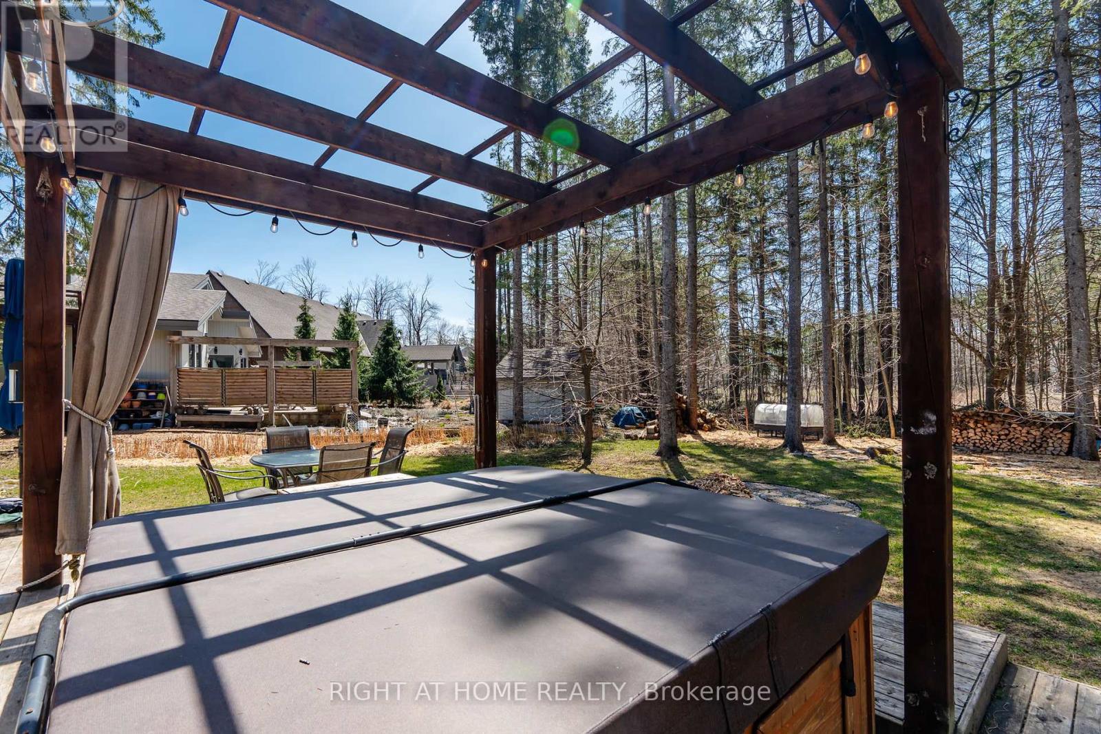 6 Fairway Court, Oro-Medonte, Ontario  L0L 2L0 - Photo 43 - S12192296