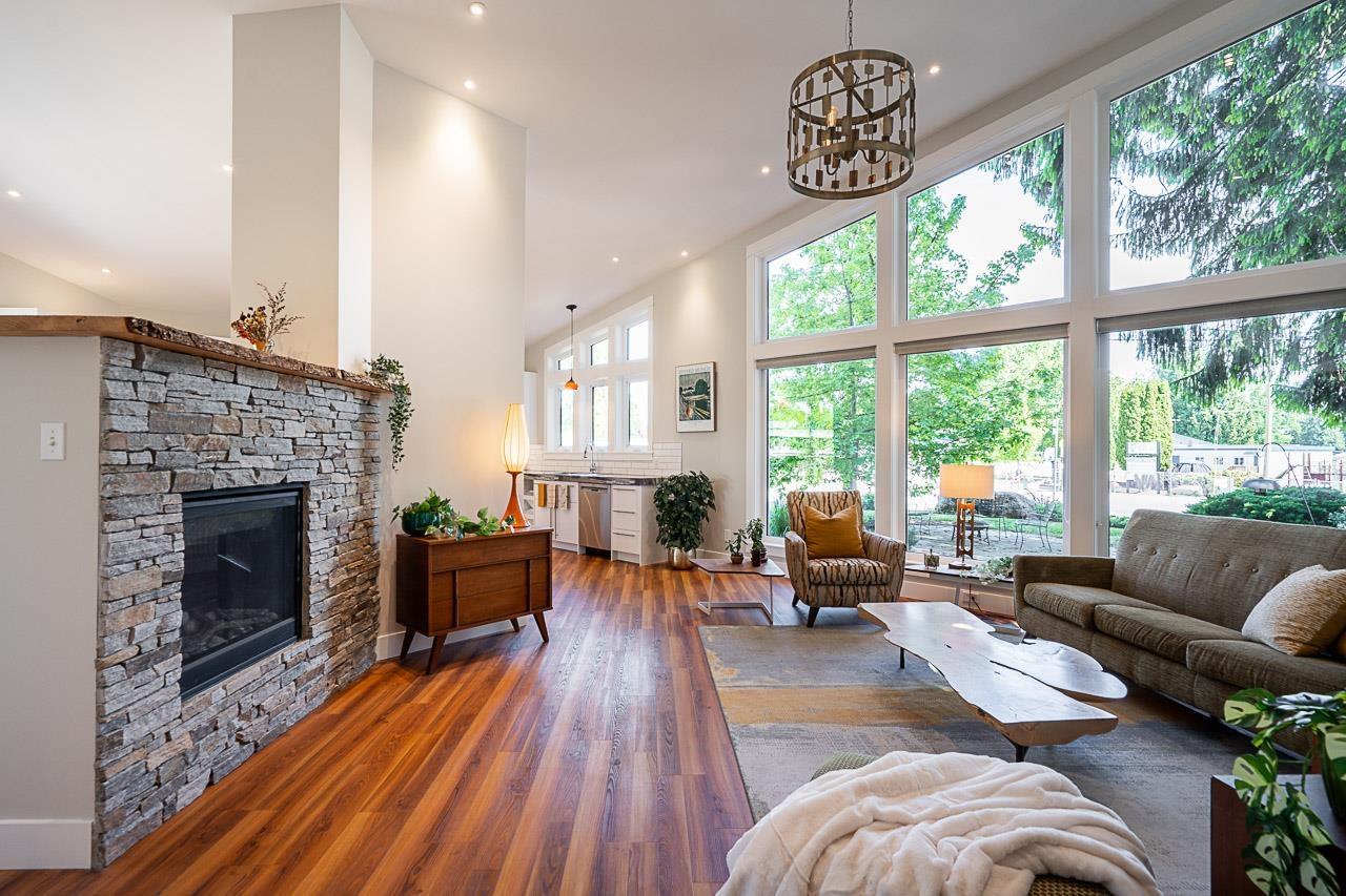 Property at 33781 ROCKLAND AVENUE image 5