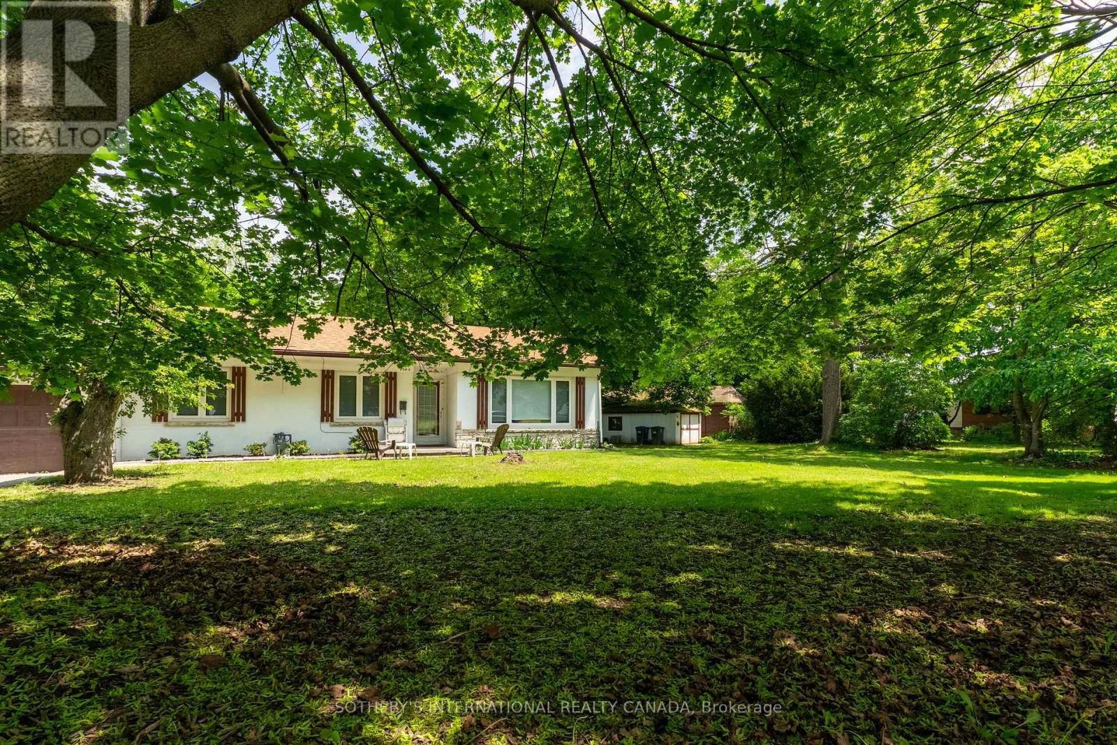 3073 Southcreek Road, Mississauga, Ontario  L4X 2E9 - Photo 15 - W12182475