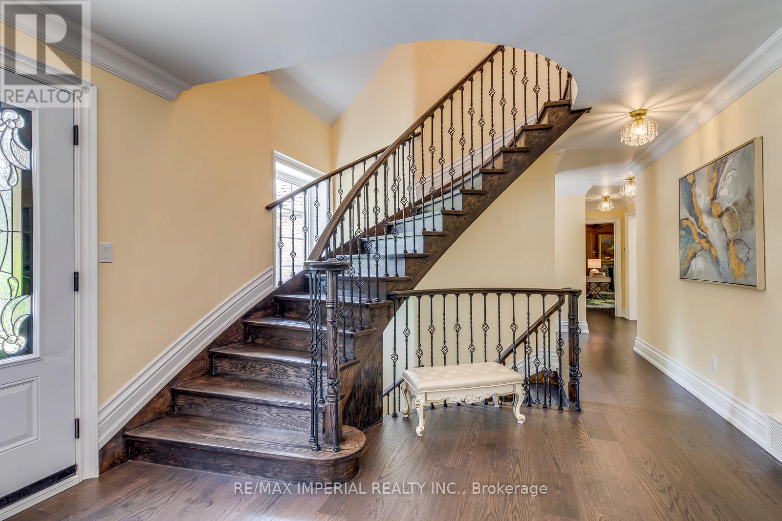1033 Wenleigh Court, Mississauga, Ontario  L5H 1M7 - Photo 24 - W12190365