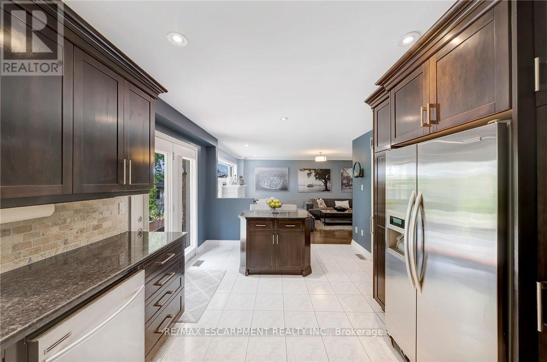 786 Upper Horning Road, Hamilton, Ontario  L9C 7R4 - Photo 15 - X12160660