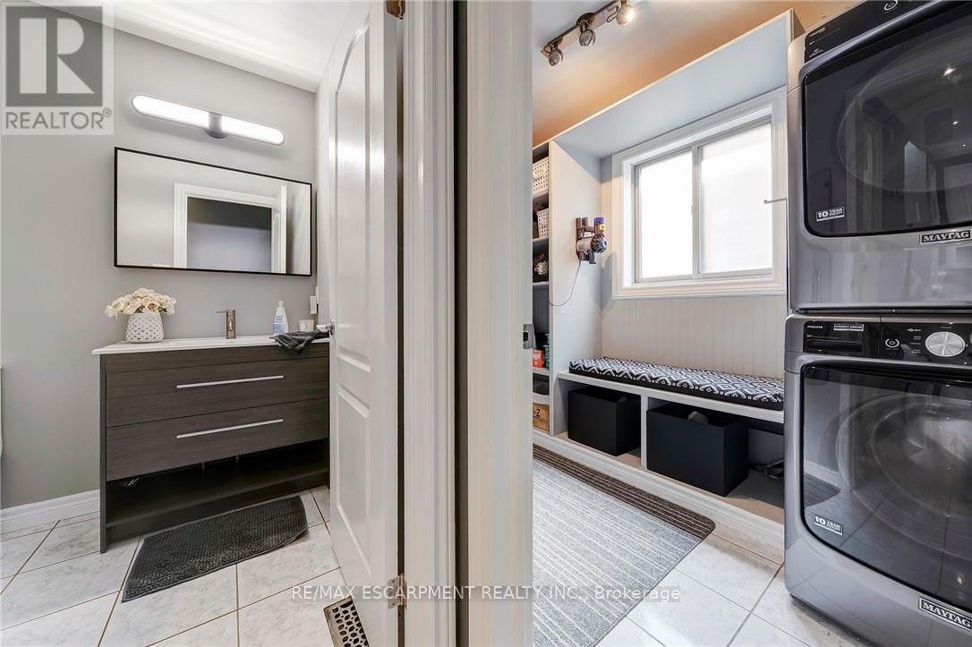 786 Upper Horning Road, Hamilton, Ontario  L9C 7R4 - Photo 20 - X12160660